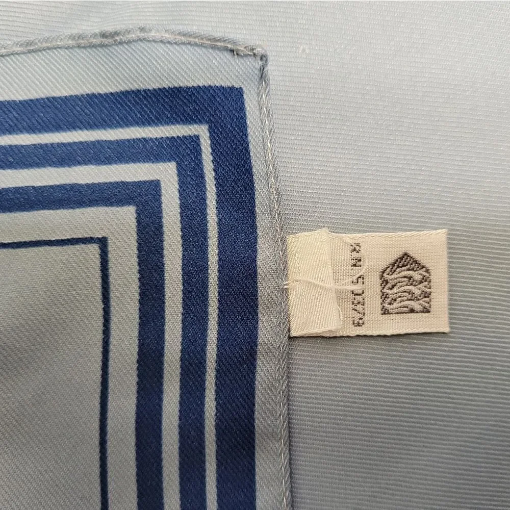 VINTAGE made in Italy for Filene's Boston blue square‎ Elle et Moi hair scarf